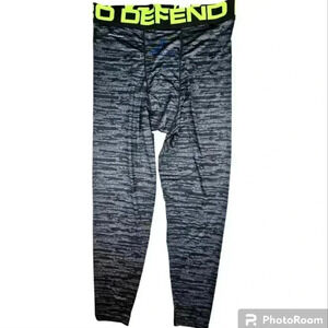 Layer 8 Kwick- Cool Kwick-Dry 11 L8 Defend leggings Black print NWOT XL